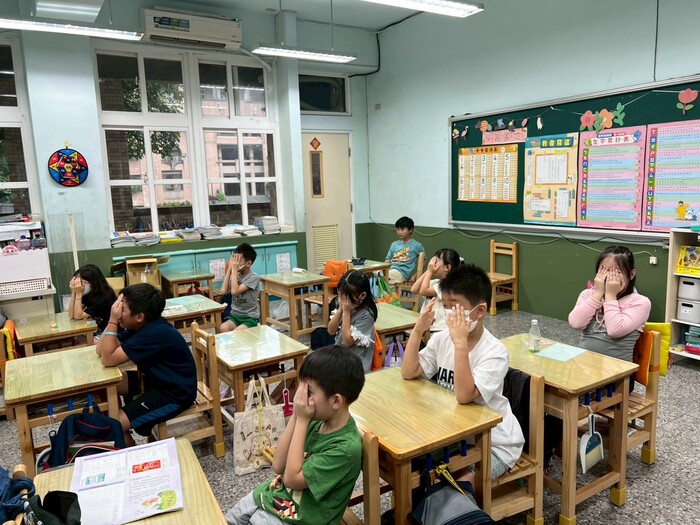 114學年度格致中學外師湯瑪士進班說故事(低年級)
