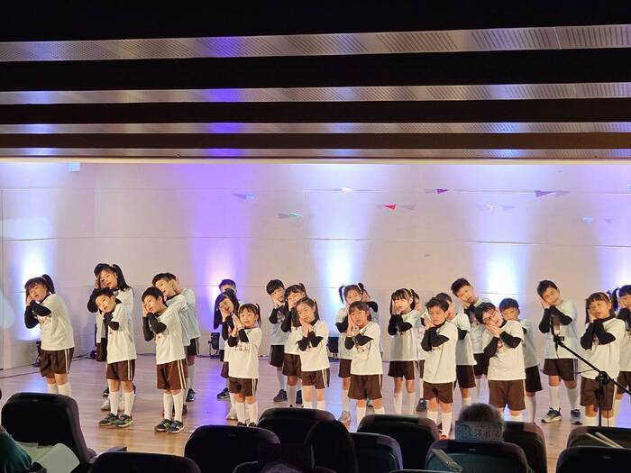 113學年度新北市西區英語歌曲歌謠競賽(低年級組_205)圖片